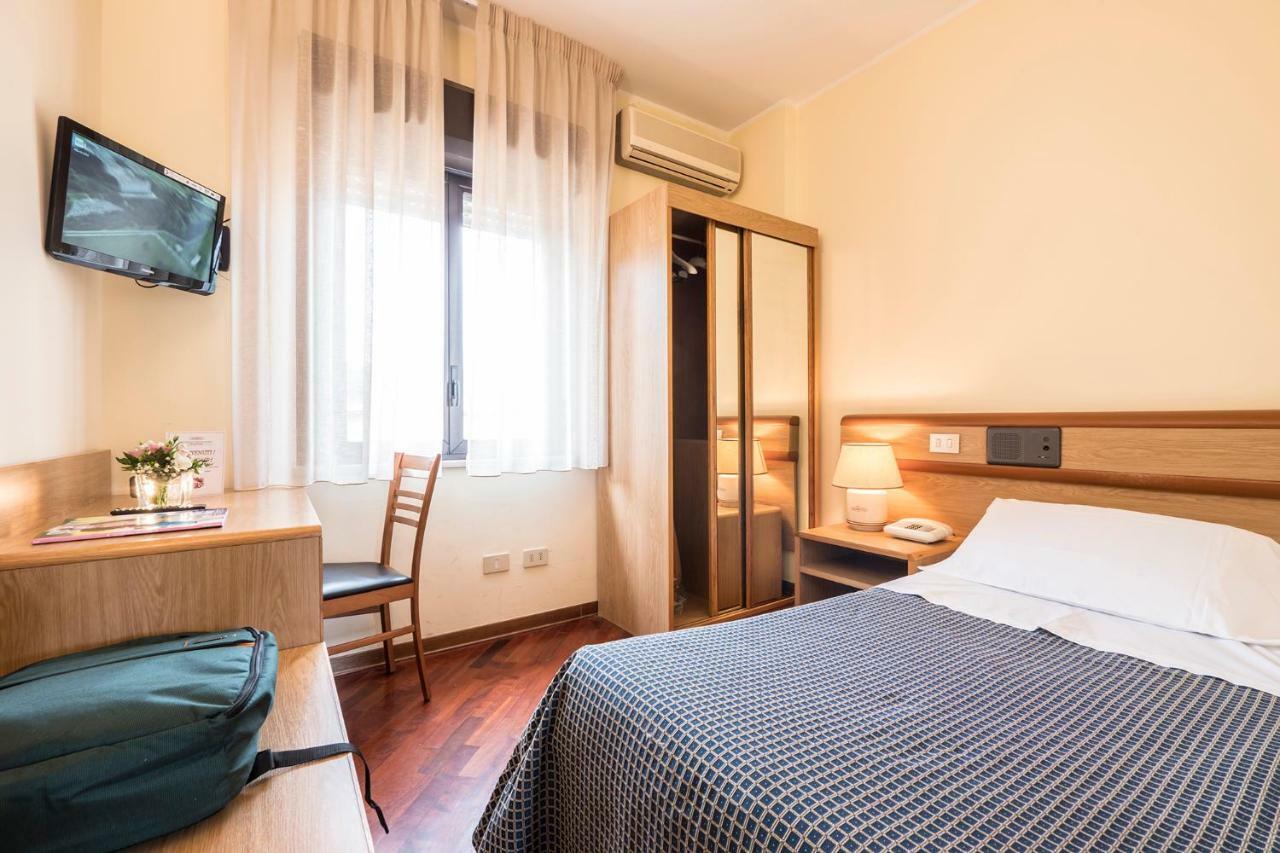 Hotel Vega بيرودجا المظهر الخارجي الصورة